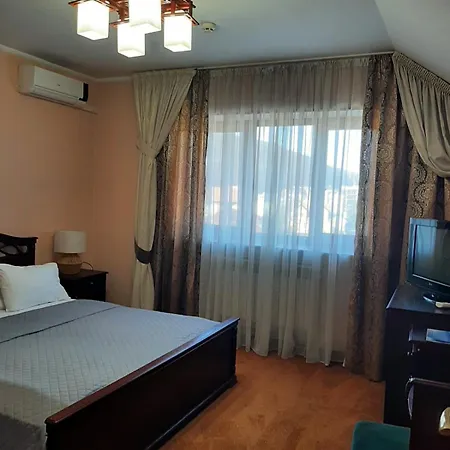 Hotel срібний водограй *