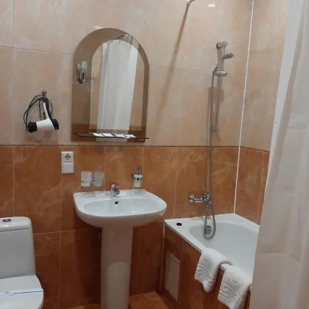 Hotel срібний водограй *