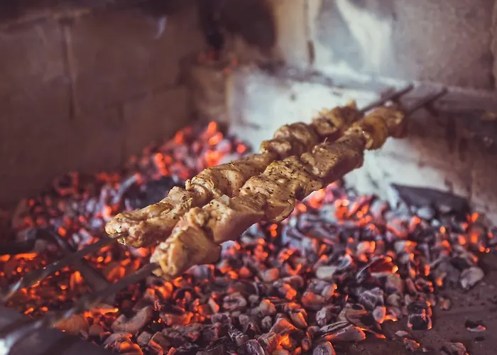 酒店 срібний водограй