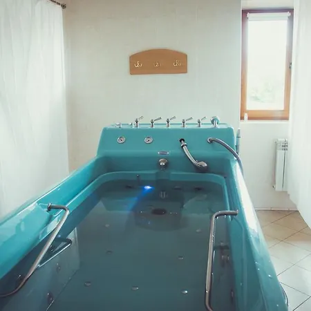 Срібний Водограй Hotel *